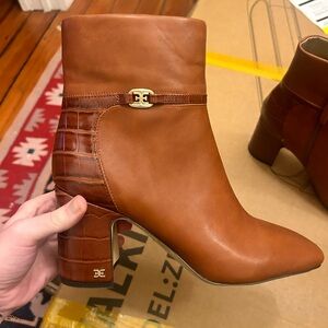 Sam Edelman Tan Leather Ankle Boots with Crocodile Pattern Heel